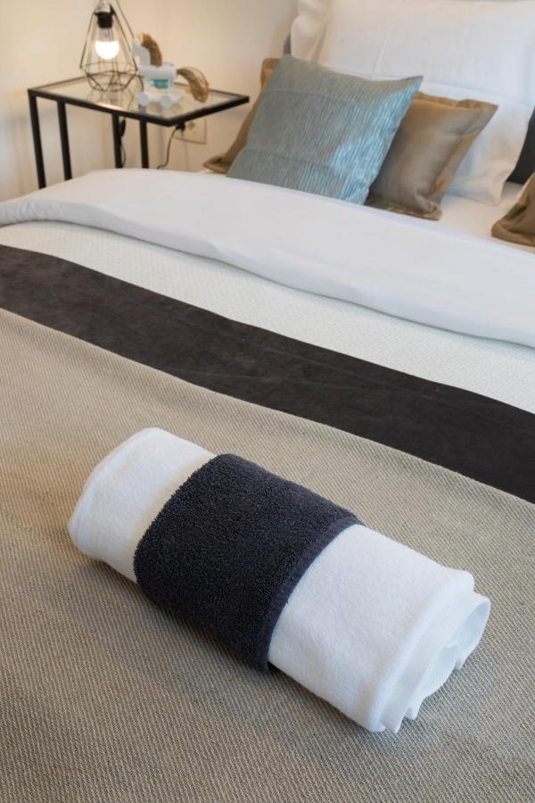 Design 2Bdr Apartment Near City Center Zagabria Esterno foto