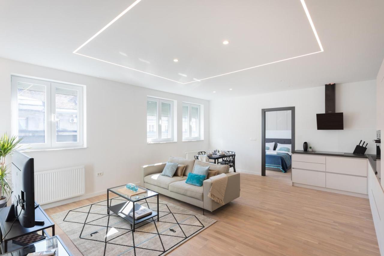 Design 2Bdr Apartment Near City Center Zagabria Esterno foto