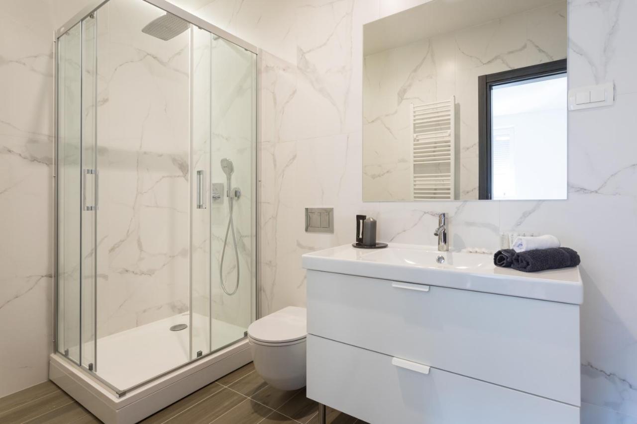 Design 2Bdr Apartment Near City Center Zagabria Esterno foto
